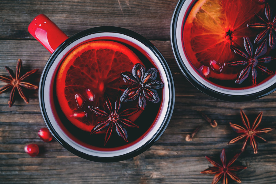 Mulled Pomegranate Warmer Cocktail Recipe